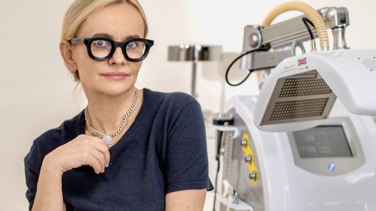 JOANNA CZECH フェイシャルマッサージャー The Benefits of Facial Massage Tools: Enhancing Your Skincare